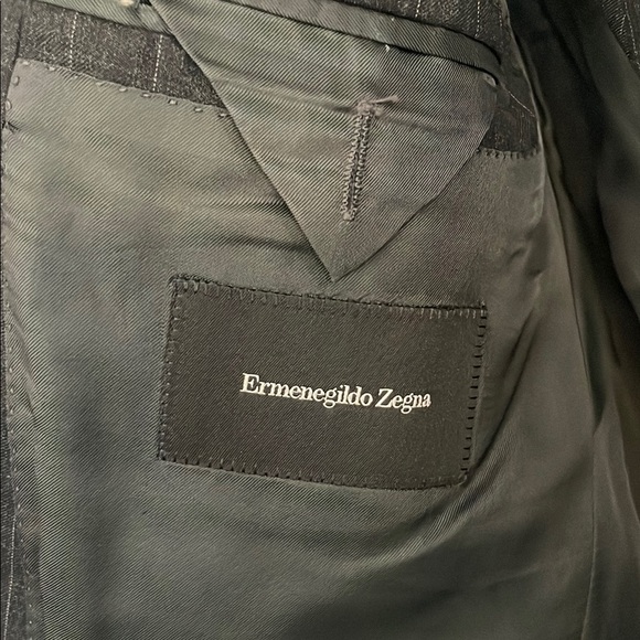 Men's Black Pinstripe zegna  suit - Picture 5 of 7